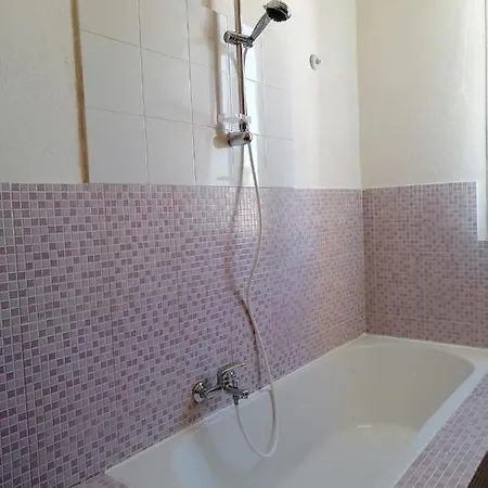 Vicino L'aeroporto Di Palermo Bed & Breakfast *
